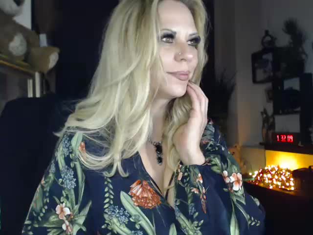 LadyVelvet Adult Chat July 11, 2026