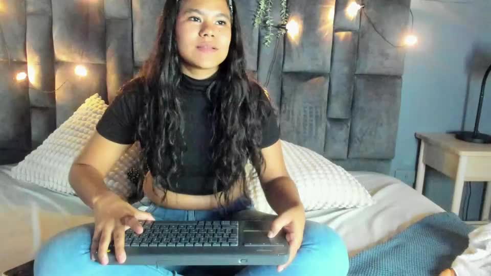 ahslyevans__ Adult Chat July 12, 2026