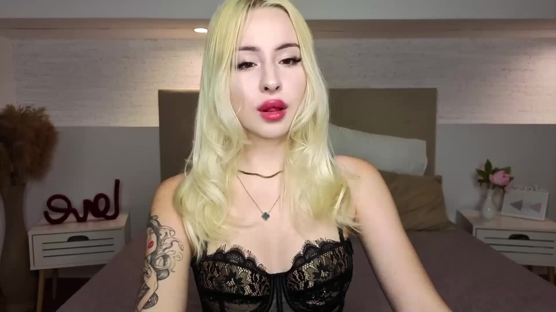 Bella-crazyy Adult Chat July 12, 2026
