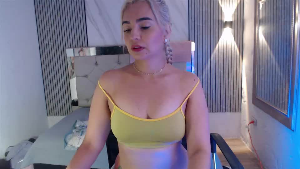 julieta__fox_ Adult Chat July 11, 2026