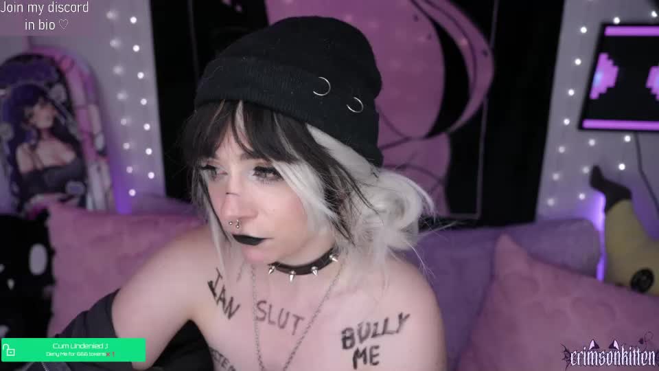 crimsonkitten Adult Chat July 12, 2026