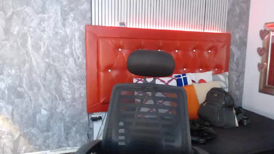 selena_tits_ Adult Chat July 11, 2026
