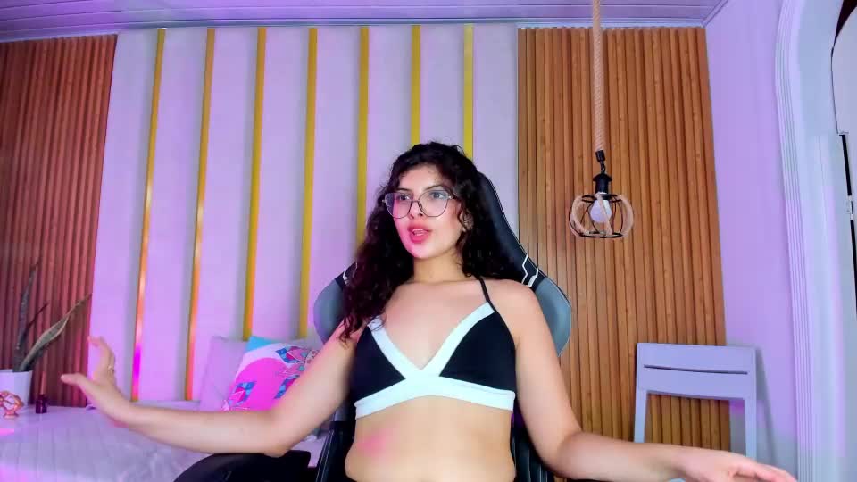 bella_cuttee Adult Chat July 12, 2026