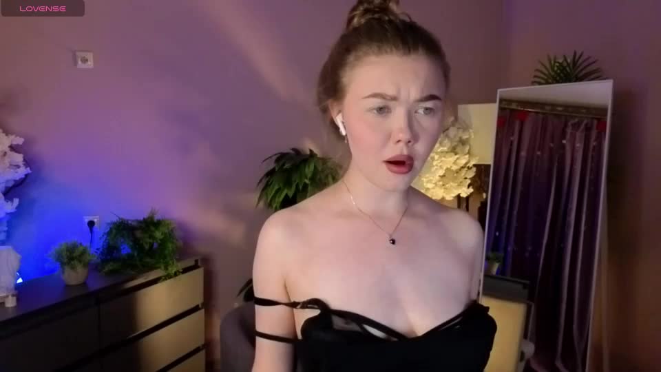 _liilcrystal_ Adult Chat July 12, 2026