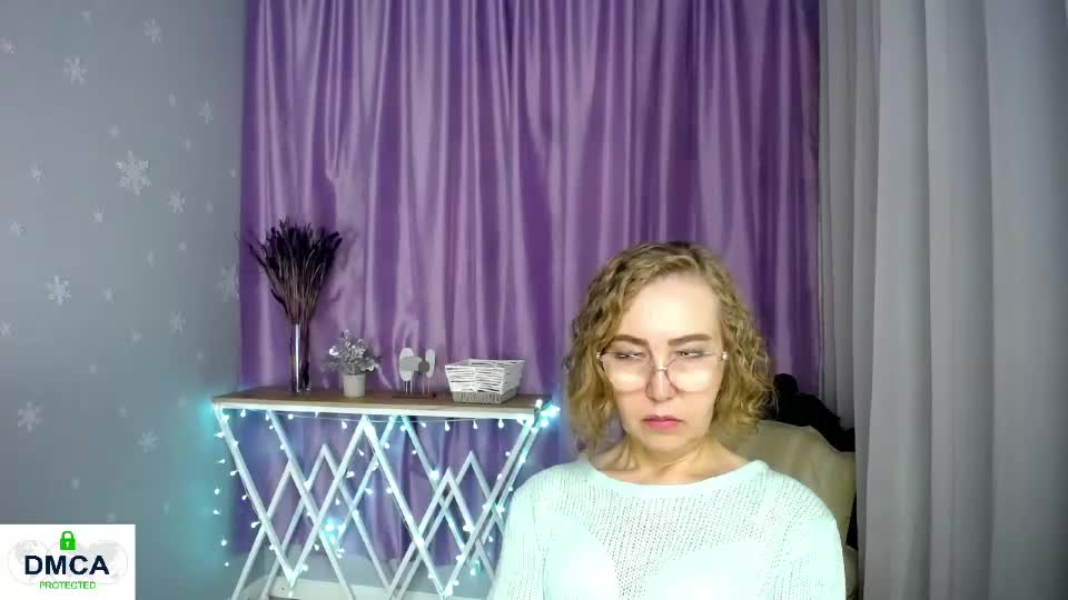 queen_a_n_i Adult Chat July 12, 2026