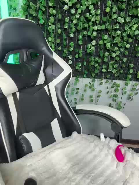 Eva_Kit Adult Chat July 12, 2026