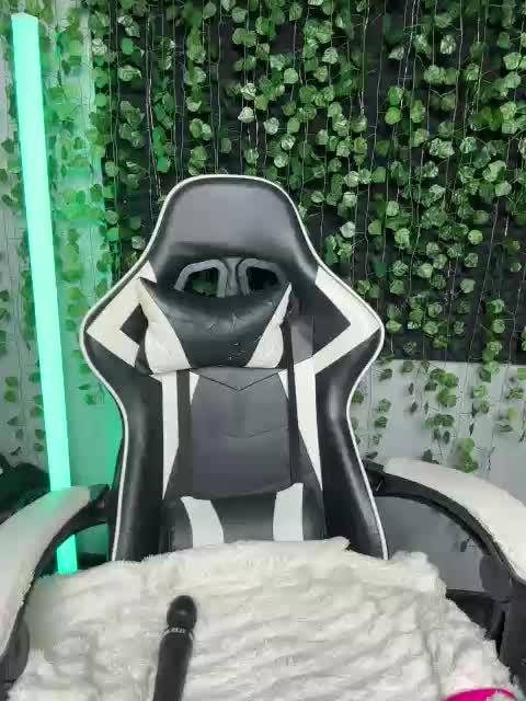 Eva_Kit Adult Chat July 12, 2026