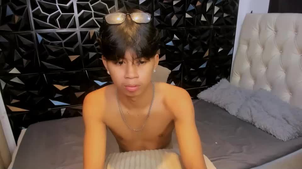 hugecockcum69 Adult Chat July 12, 2026