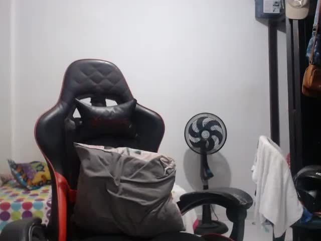 ariannaloovel Adult Chat July 13, 2026