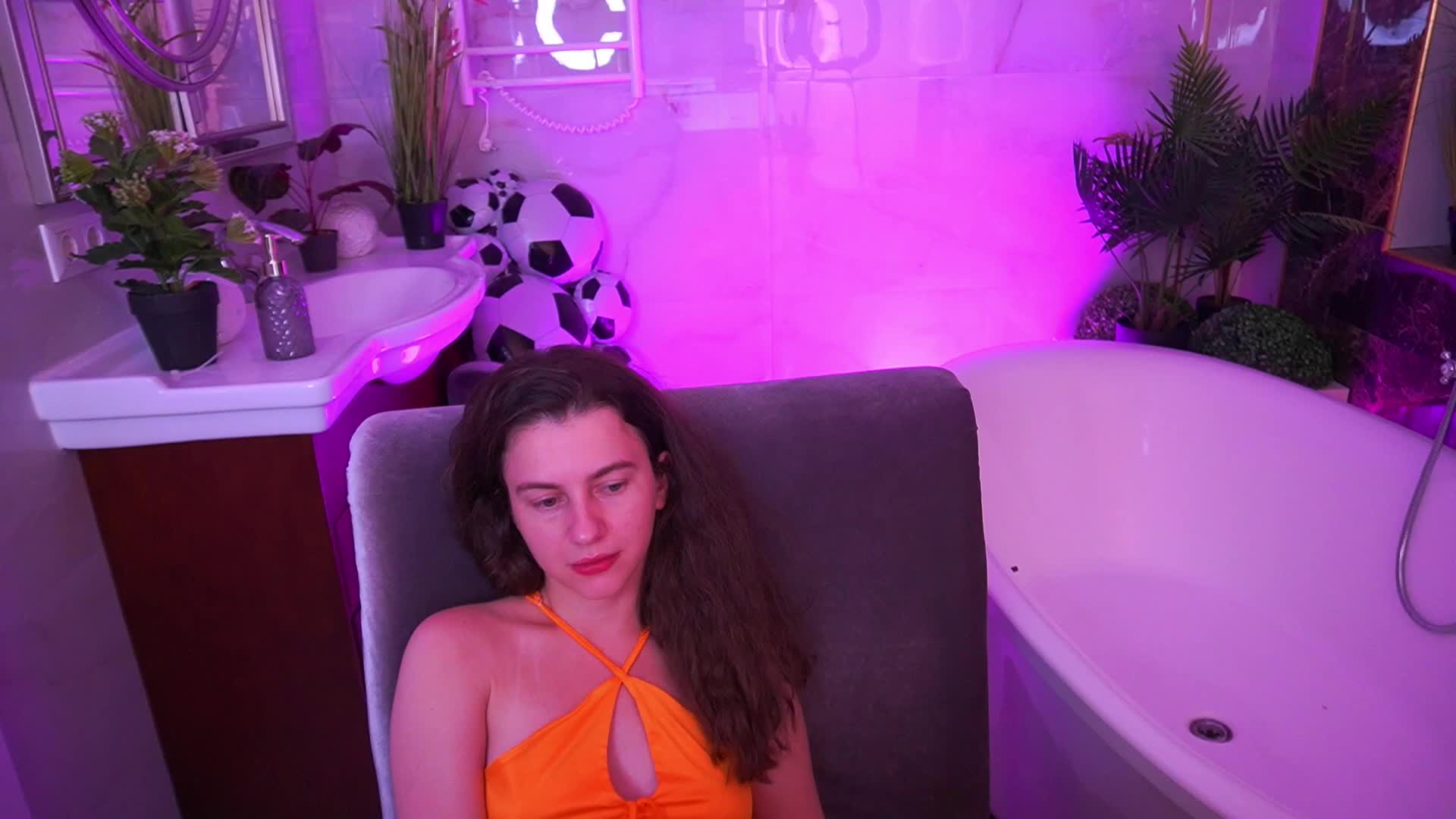 LittleJulii Adult Chat July 12, 2026