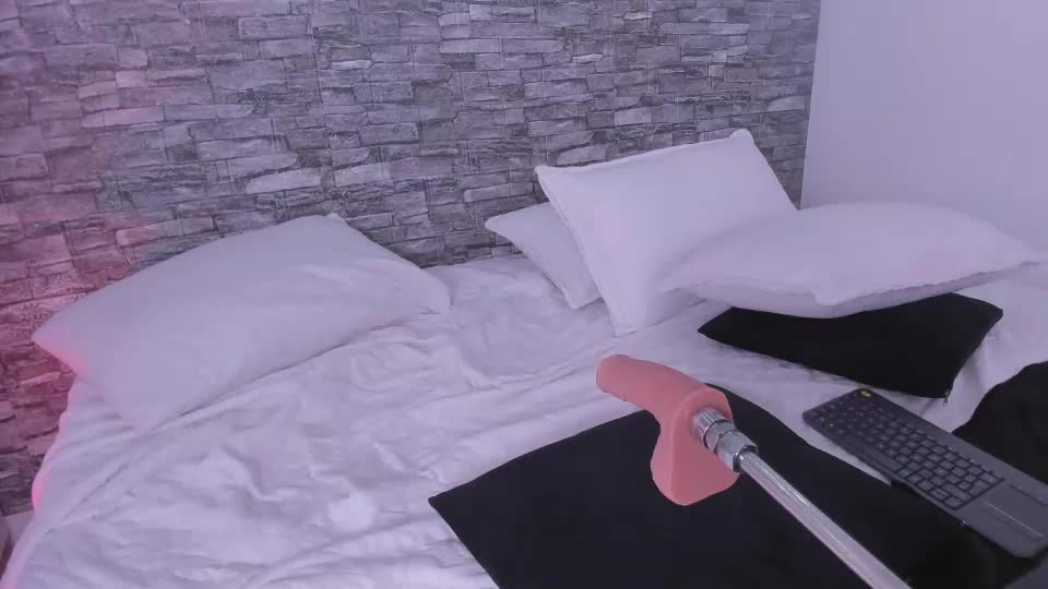 sabrina_f0xx Adult Chat July 13, 2026