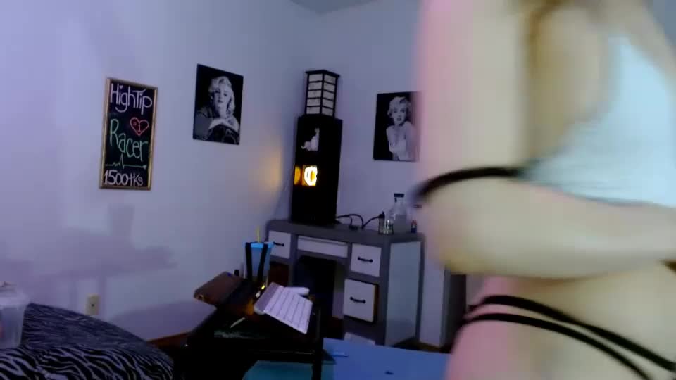 bombshellbaeby Adult Chat July 14, 2026