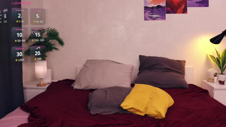 mia_frizz Adult Chat July 14, 2026