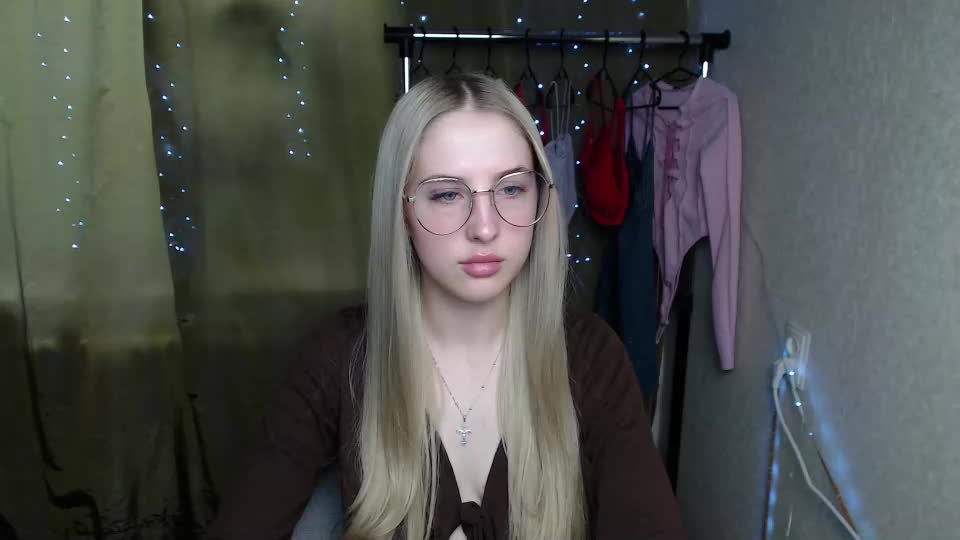 sweet_amelia03 Adult Chat July 14, 2026