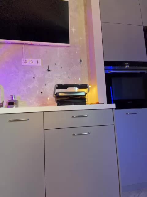 -TATUHA- Adult Chat July 14, 2026