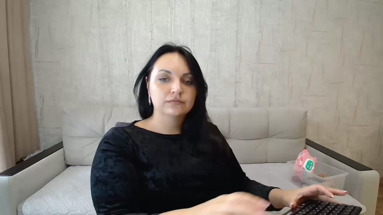 _verrra_ Adult Chat July 14, 2026