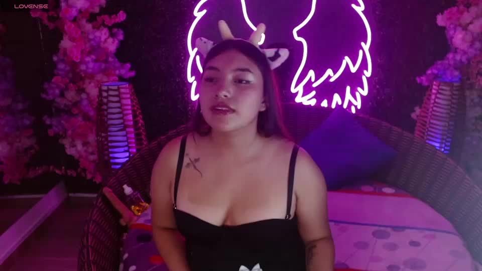 incredible_foxxy Adult Chat July 14, 2026