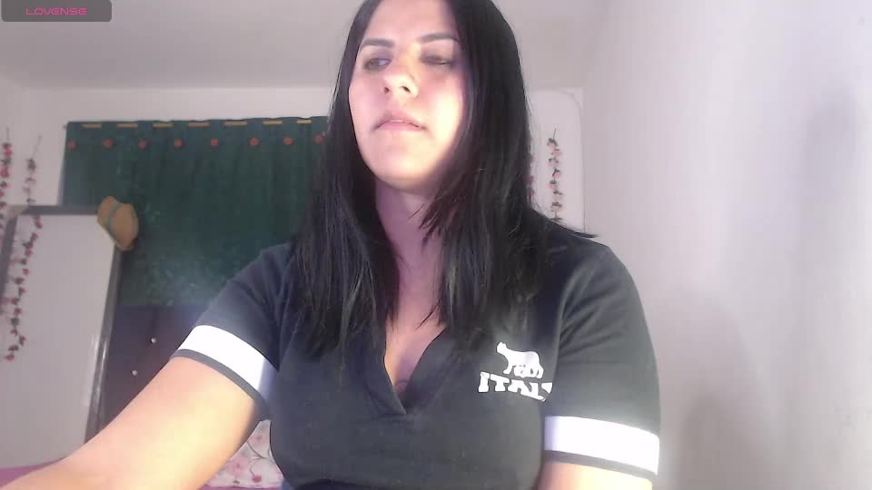 hilari18 Adult Chat July 14, 2026