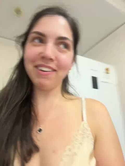 Vika19981 Adult Chat July 14, 2026
