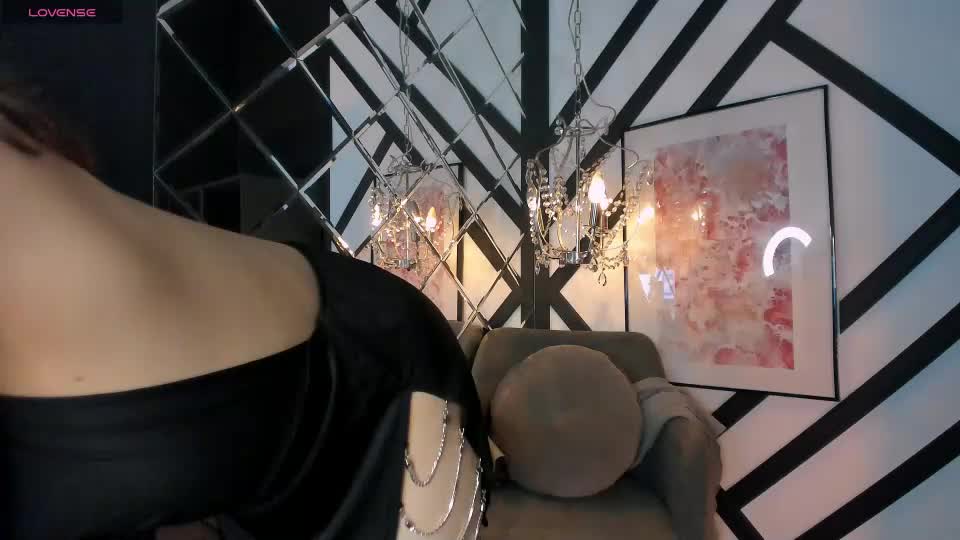 vivien_cristal Adult Chat July 15, 2026