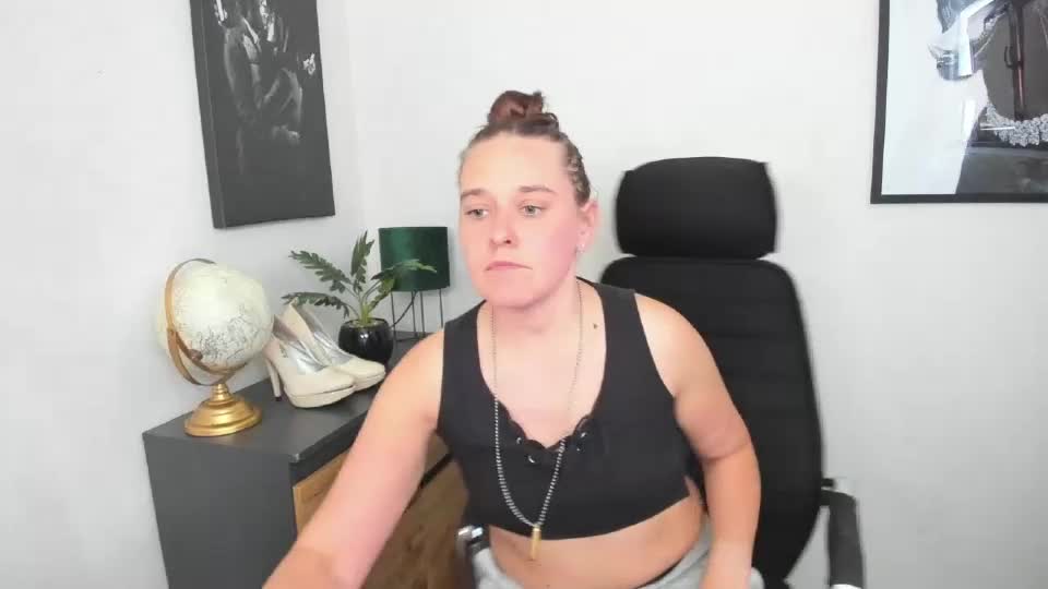 ladyalessa Adult Chat July 16, 2026
