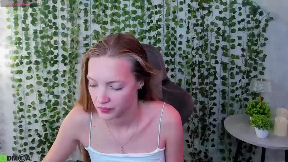 neelly_collins Adult Chat July 15, 2026