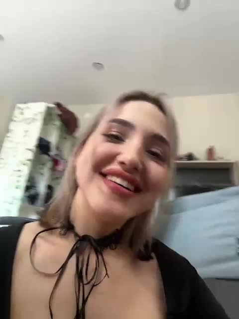 Honey_buns Adult Chat July 16, 2026