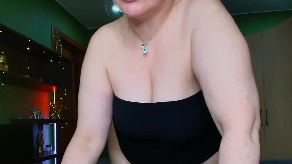 leona_tracie Adult Chat July 15, 2026