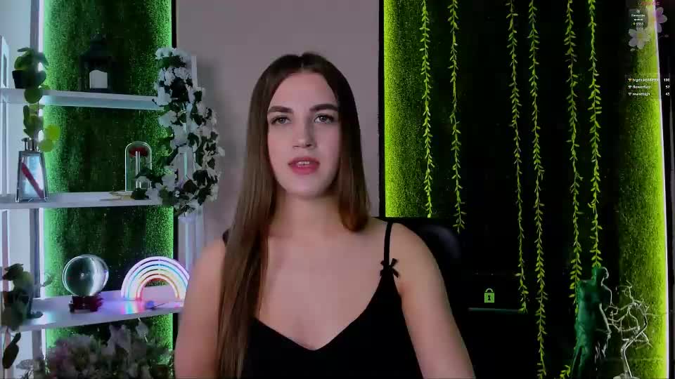 lina_fox12 Adult Chat July 16, 2026