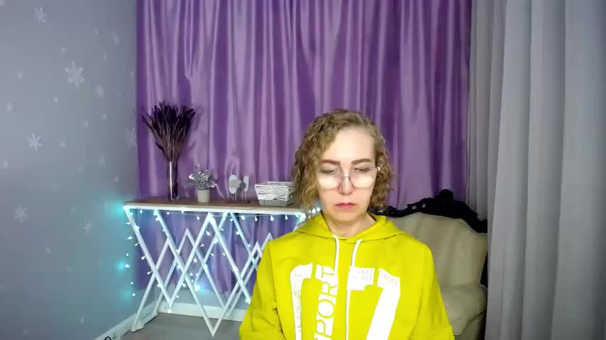 queen_a_n_i Adult Chat July 15, 2026