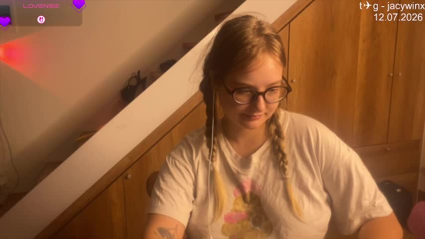 JacyWinslat Adult Chat July 15, 2026