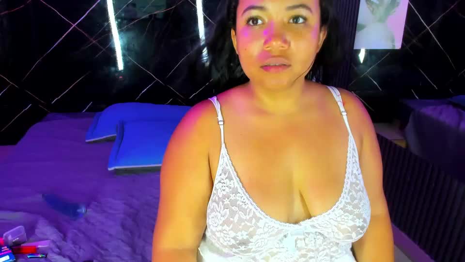 nina_hazee_ Adult Chat July 15, 2026