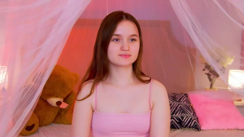 strawbunnybite Adult Chat July 15, 2026