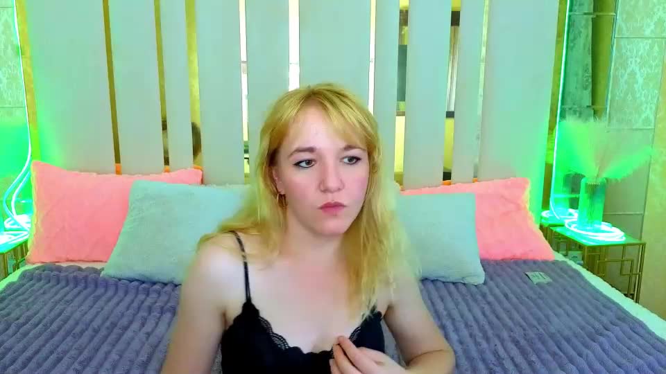 kirra_salute Adult Chat July 15, 2026