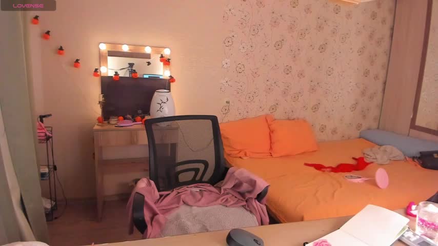 Alice_next_door Adult Chat July 16, 2026