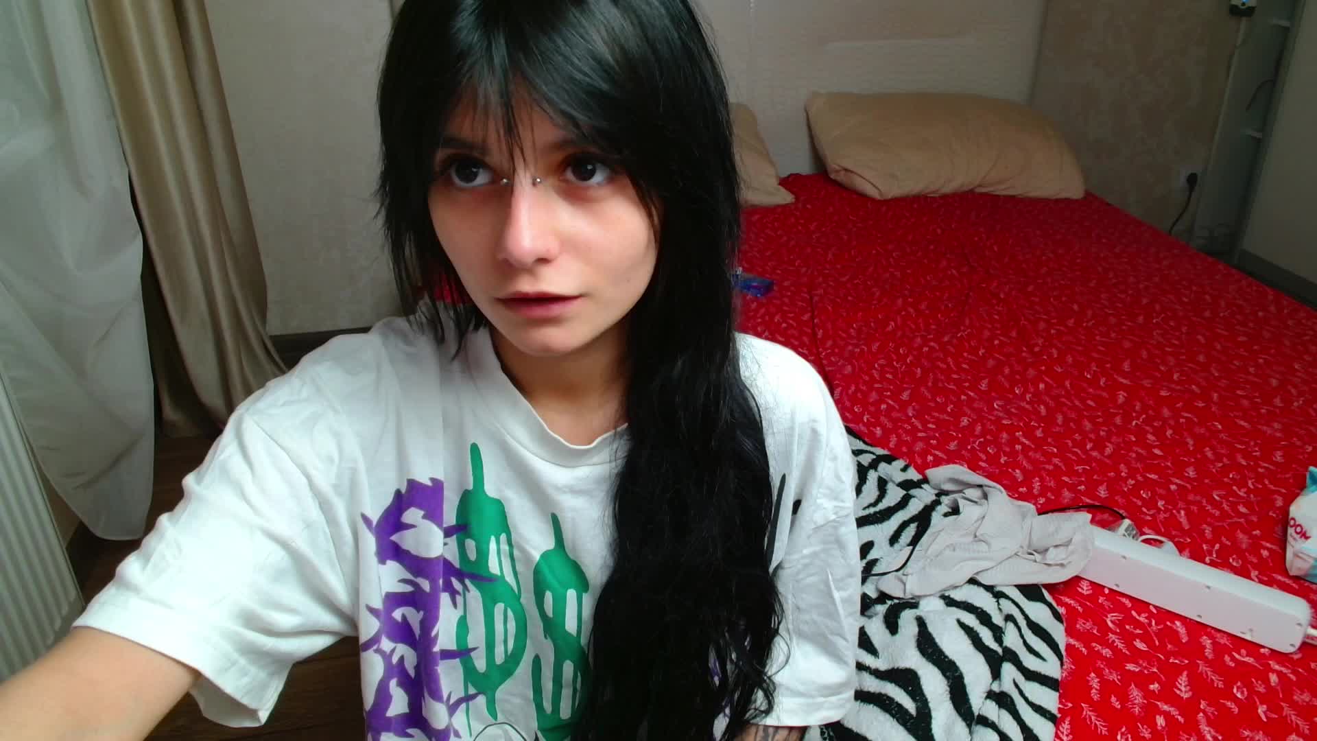 TheSluttyFox Adult Chat July 16, 2026