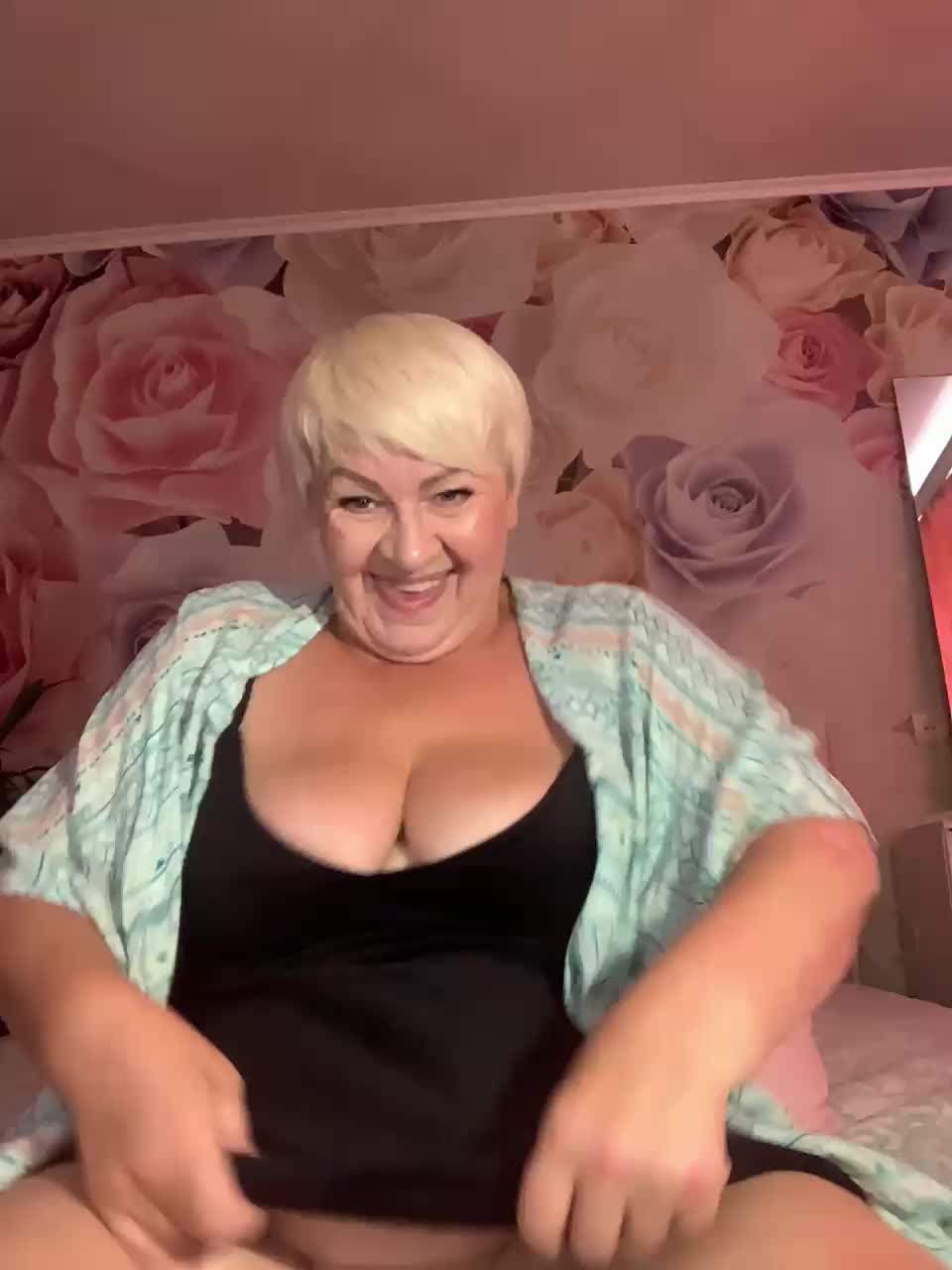 Laura-milf Adult Chat July 17, 2026