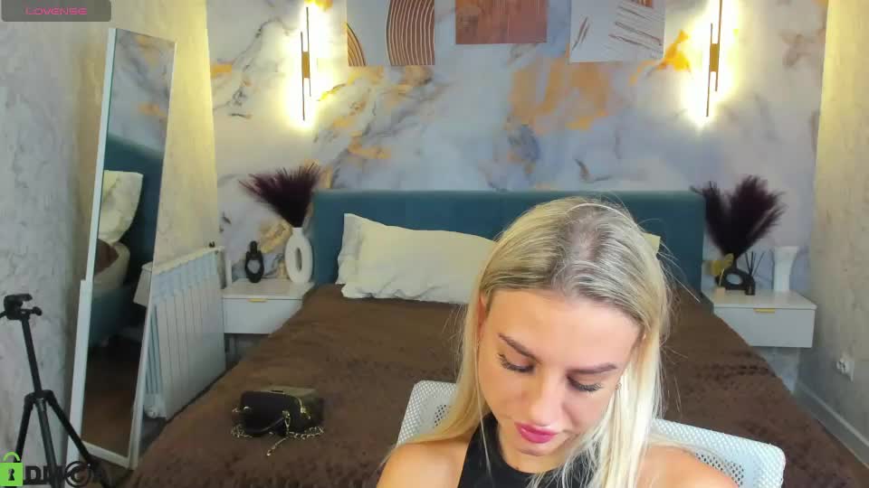 silen_tori Adult Chat July 17, 2026