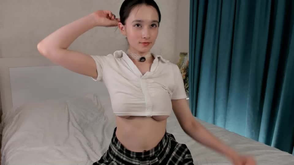 layla_way Adult Chat July 17, 2026