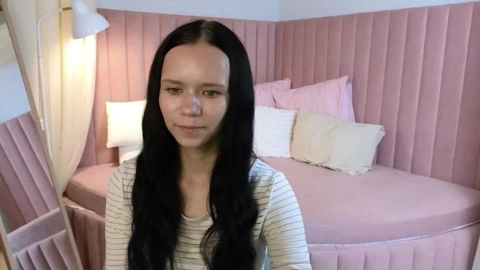 kira_bliss_ Adult Chat July 17, 2026