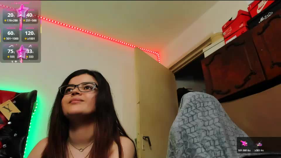 crazzy_pussy Adult Chat July 17, 2026