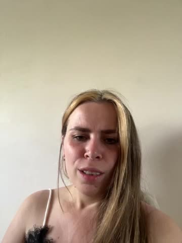 LolaSexxx Adult Chat July 17, 2026