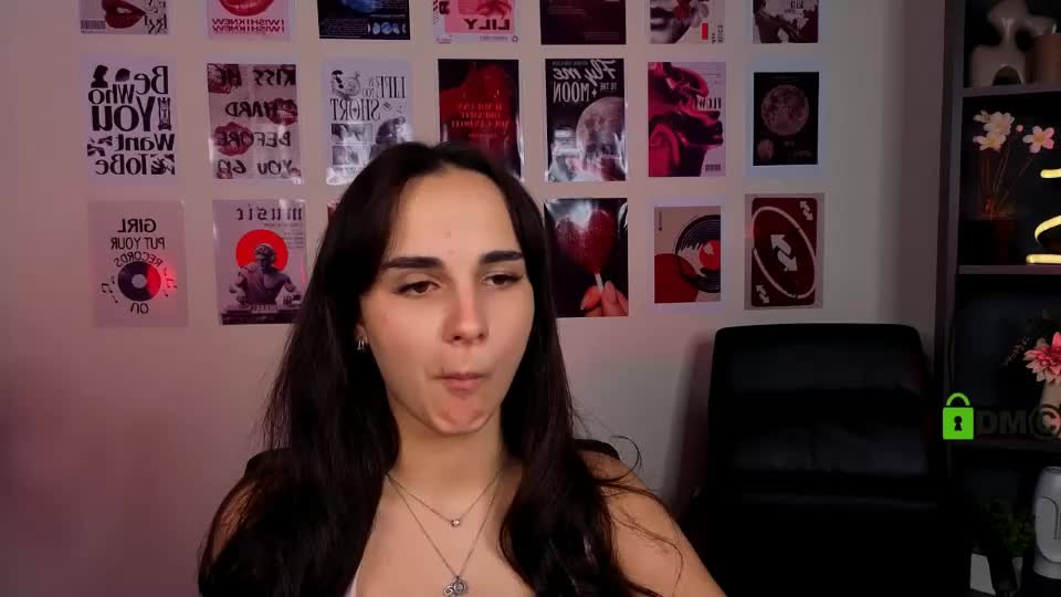 dreamyivyy Adult Chat July 17, 2026