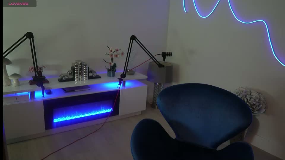 lilbeccaxo Adult Chat July 16, 2026