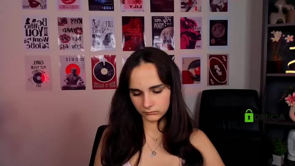 dreamyivyy Adult Chat July 17, 2026