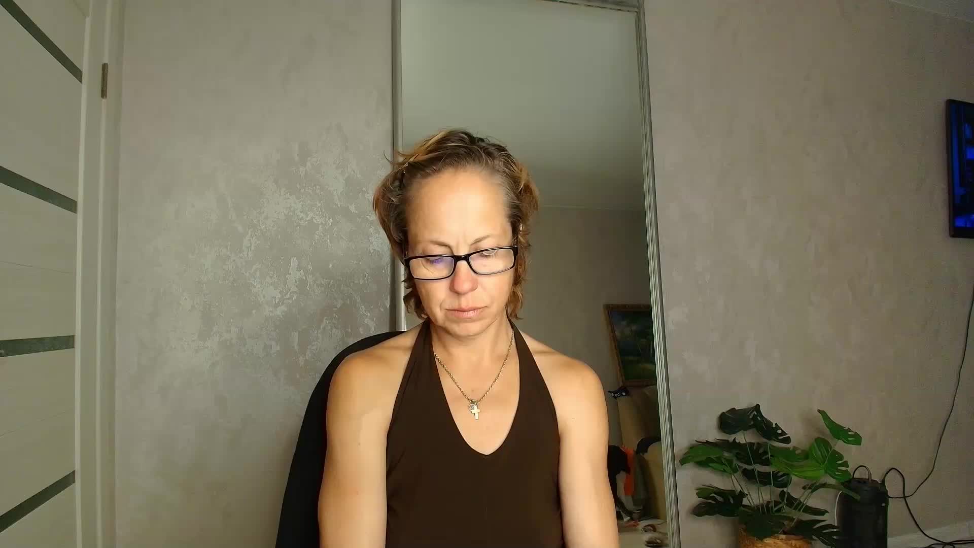 LioraWeiss Adult Chat July 16, 2026