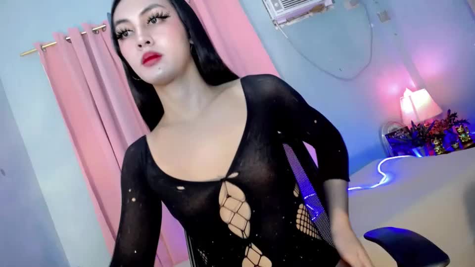 queen_danaya Adult Chat July 17, 2026
