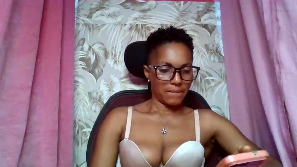 sexydoll32 Adult Chat July 17, 2026