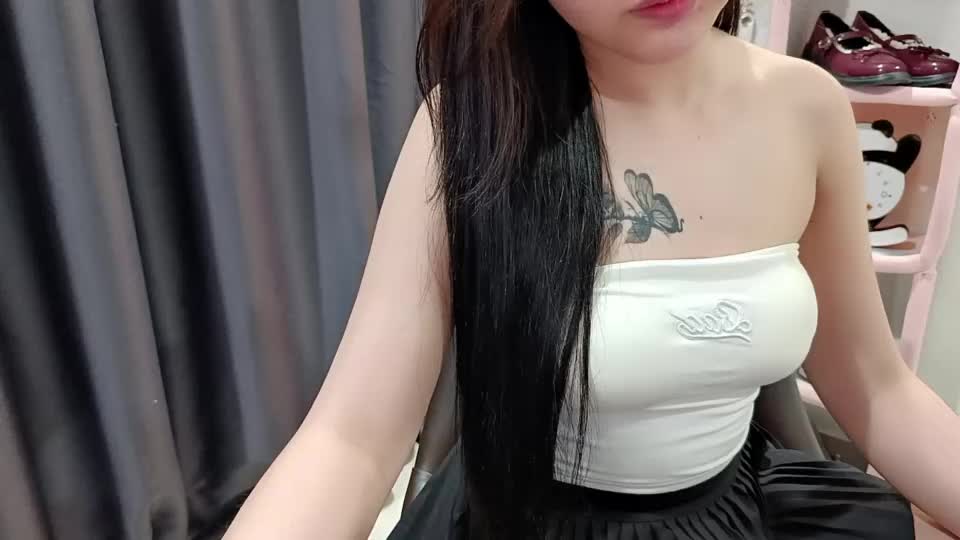 hellokitty_sexy Adult Chat July 17, 2026