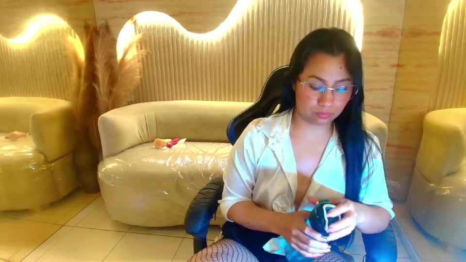 valentina__r_ Adult Chat July 17, 2026
